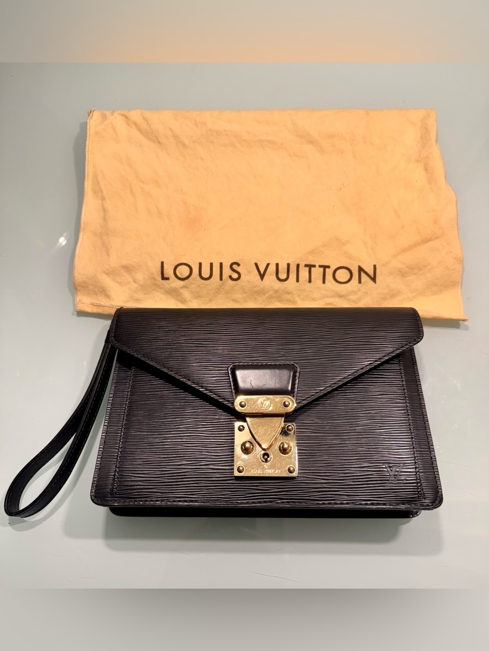 Louis Vuitton Epi Pochette Sellier Dragonne – Black – Vintage 2005